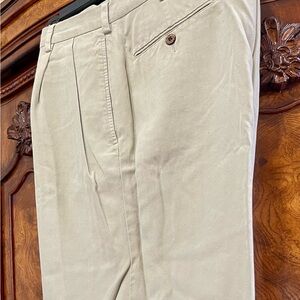 Men's Classic Tan Pants